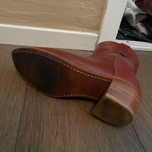 Red wing boots size 37. Used few times.In a good condition.